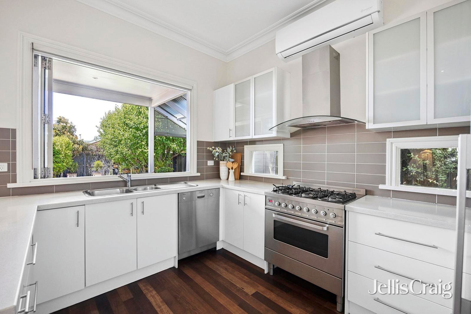 166 Verner Street, Geelong image 3