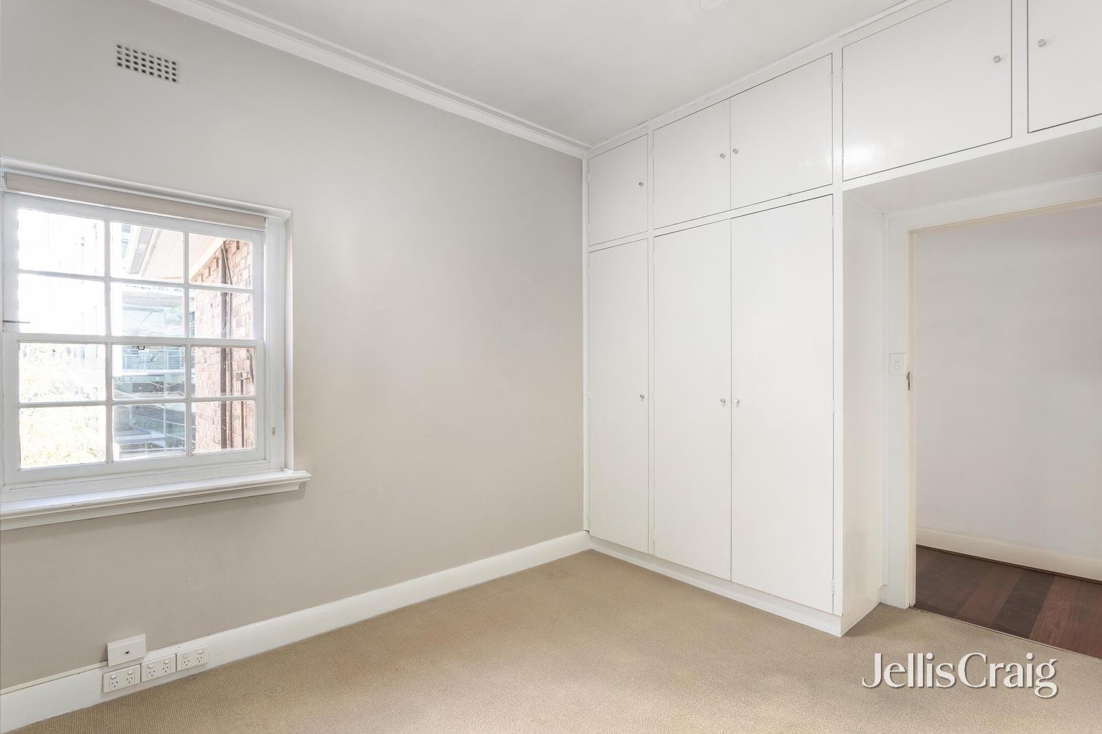 16/628 St Kilda Road, Melbourne image 5