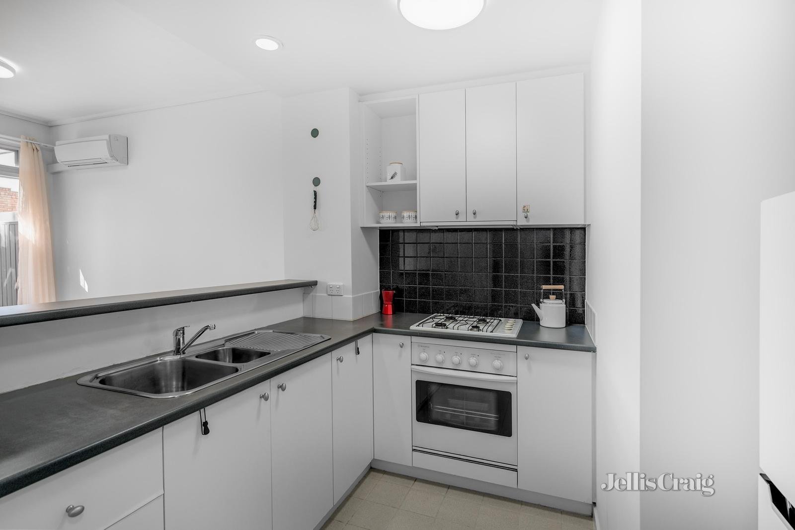 16/65-69 Riversdale Road, Hawthorn image 8
