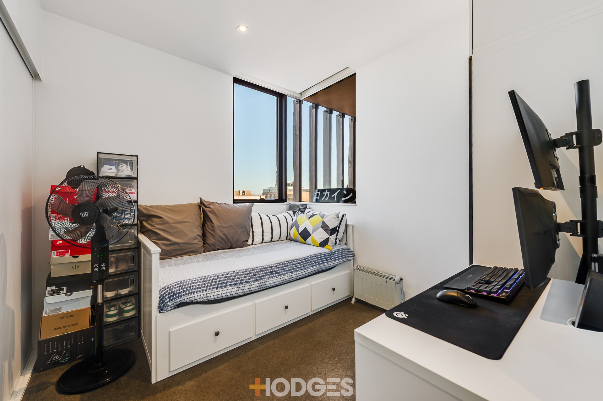 166 / 73 River Street Richmond