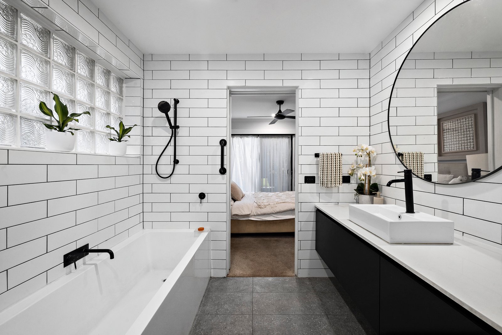 1/669 Esplanade, Mornington image 7