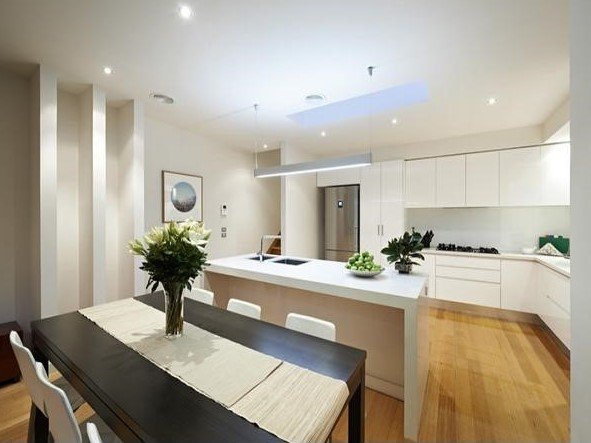 166A Maud Street, Balwyn North image 3