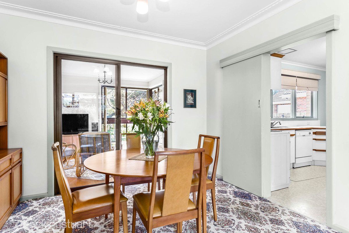 167 Dorking Road, Box Hill North image 4