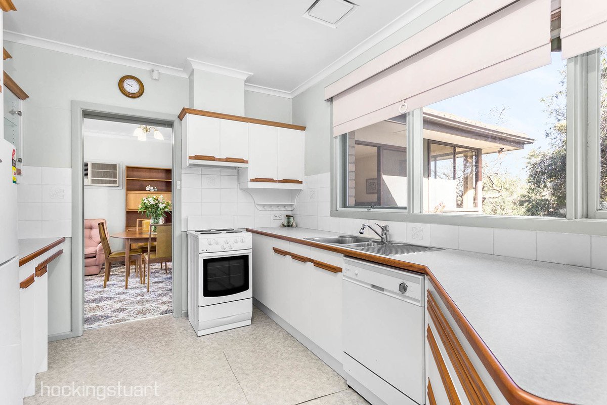 167 Dorking Road, Box Hill North image 6