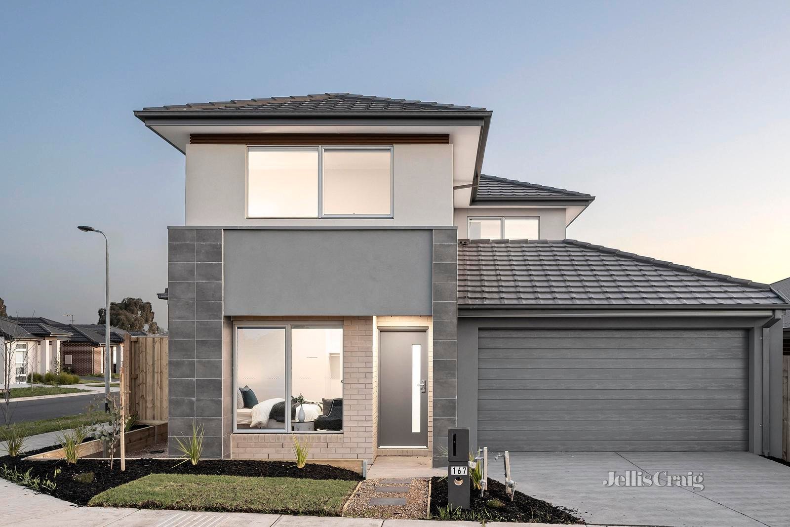 167 Elmslie Drive, Cranbourne East image 1