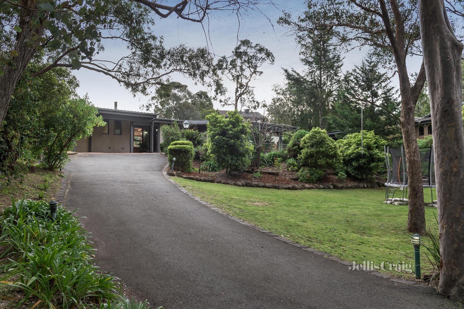 167 Ryans Road, Eltham North image 2