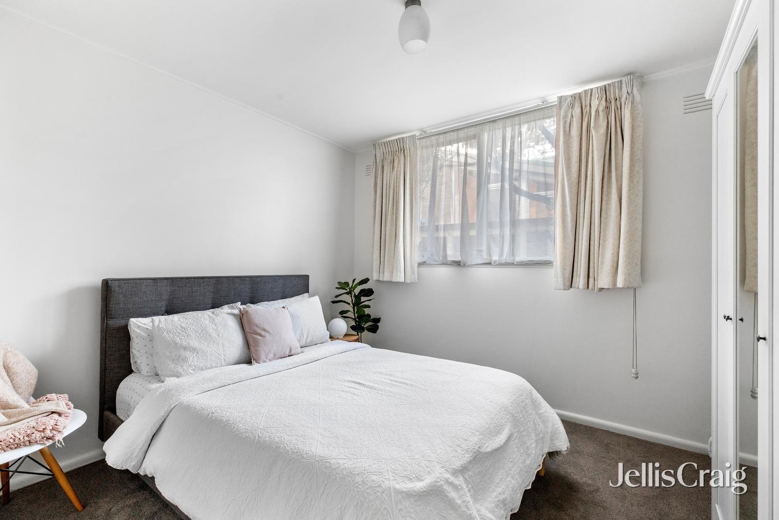 167 St Helena Road, Greensborough image 13
