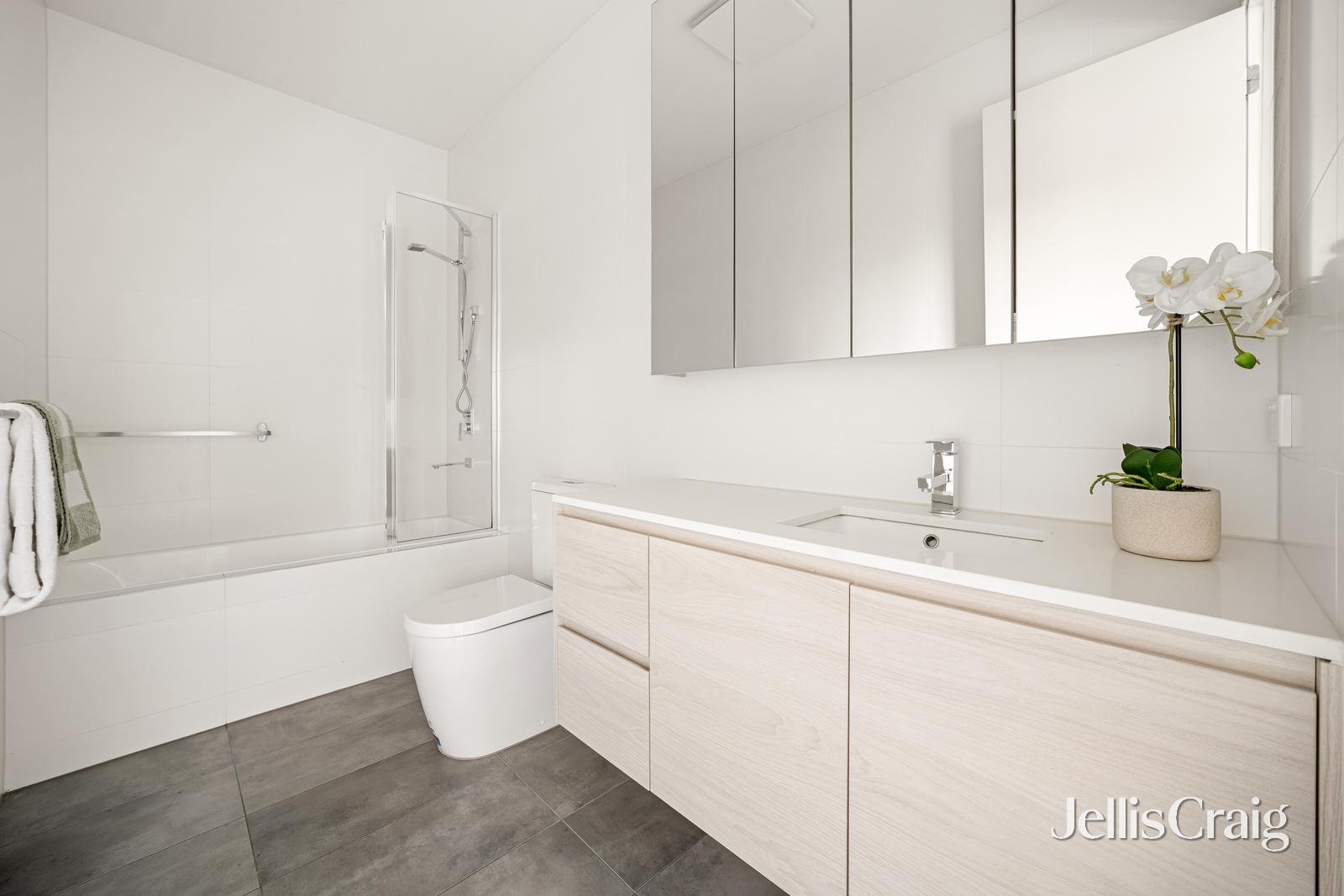 1/67 Swan Walk, Chelsea image 11