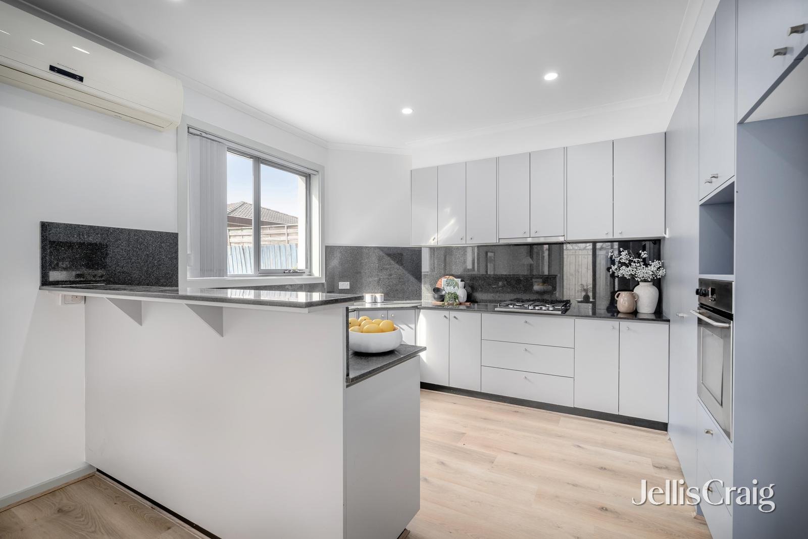 1/671 High Street Road Road, Glen Waverley image 5