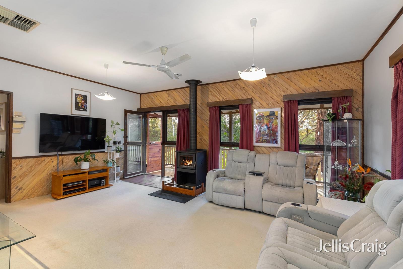 1672 Eltham-Yarra Glen Road, Christmas Hills image 4