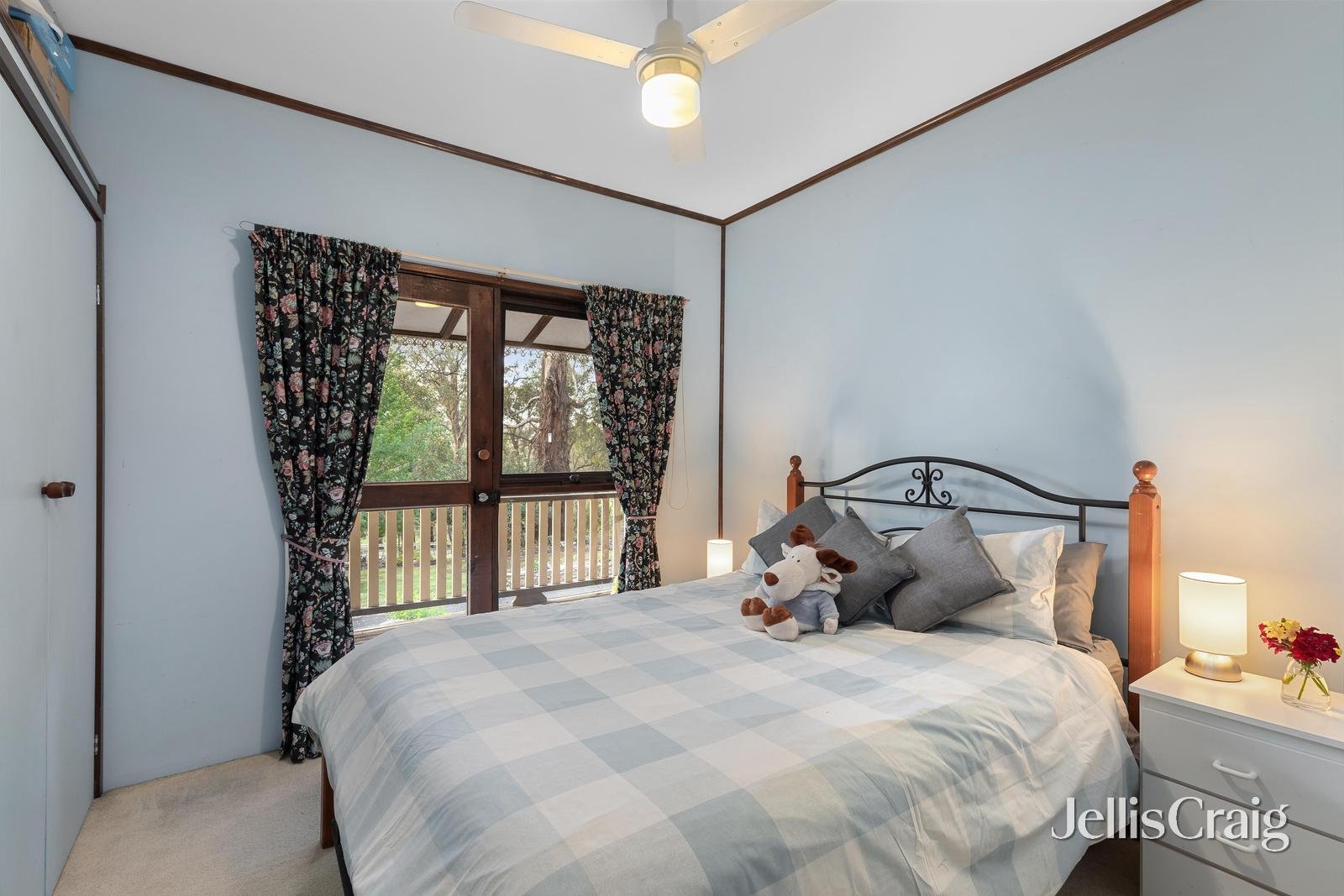 1672 Eltham-Yarra Glen Road, Christmas Hills image 9