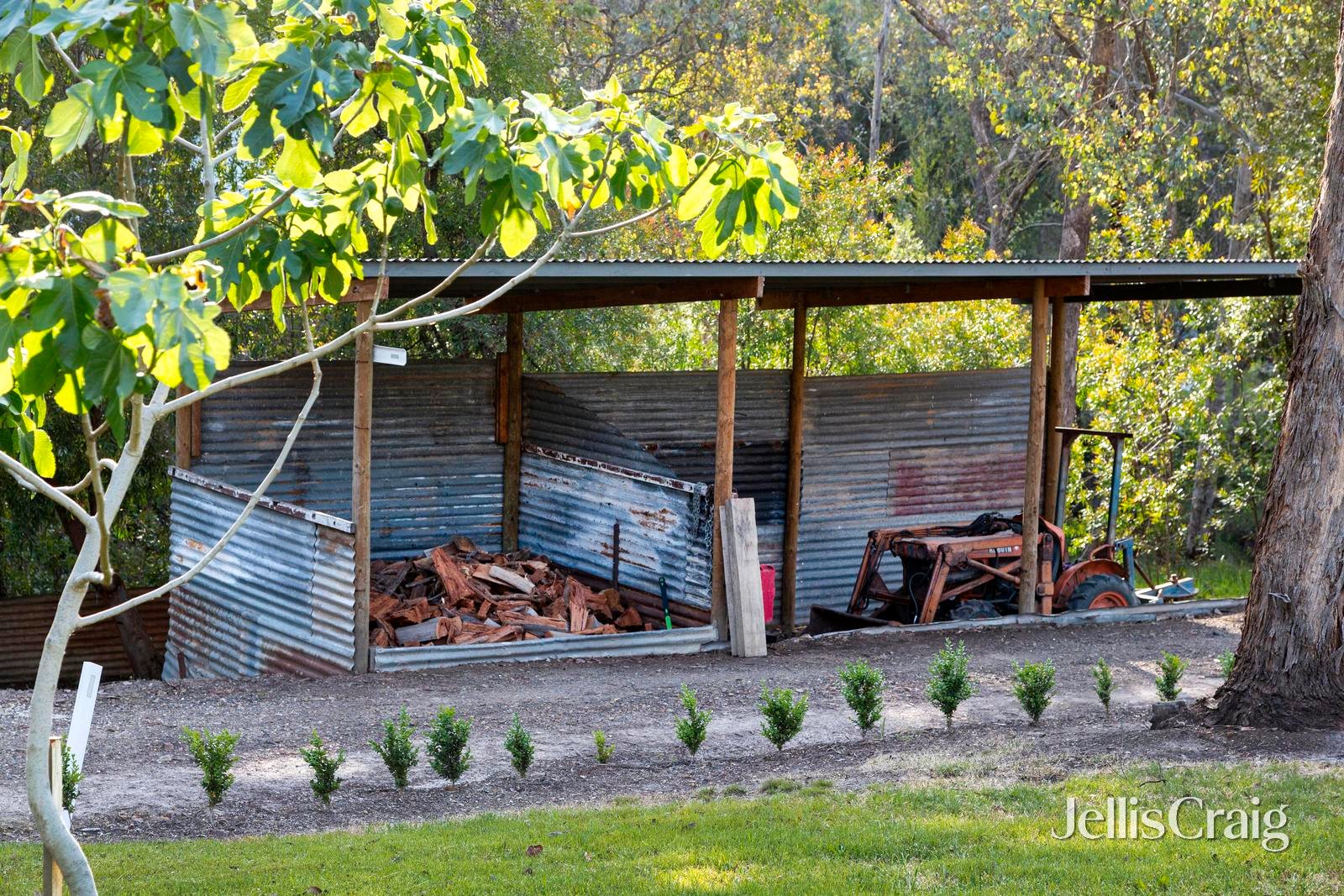 1672 Eltham-Yarra Glen Road, Christmas Hills image 19