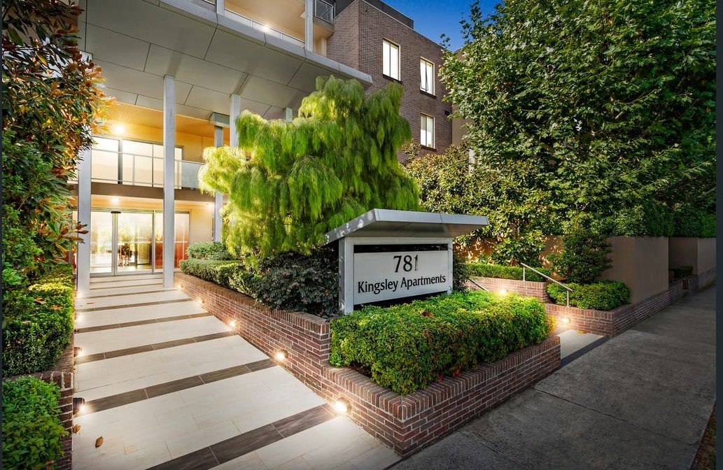 16/781 Whitehorse Road, Mont&nbsp;Albert image 1