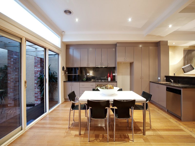 168 Evans Street, Port Melbourne image 2