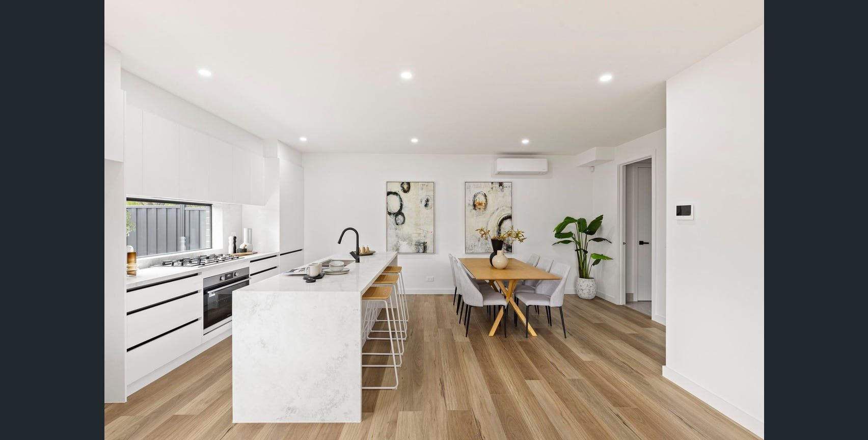 168 Parer Road, Airport West image 2