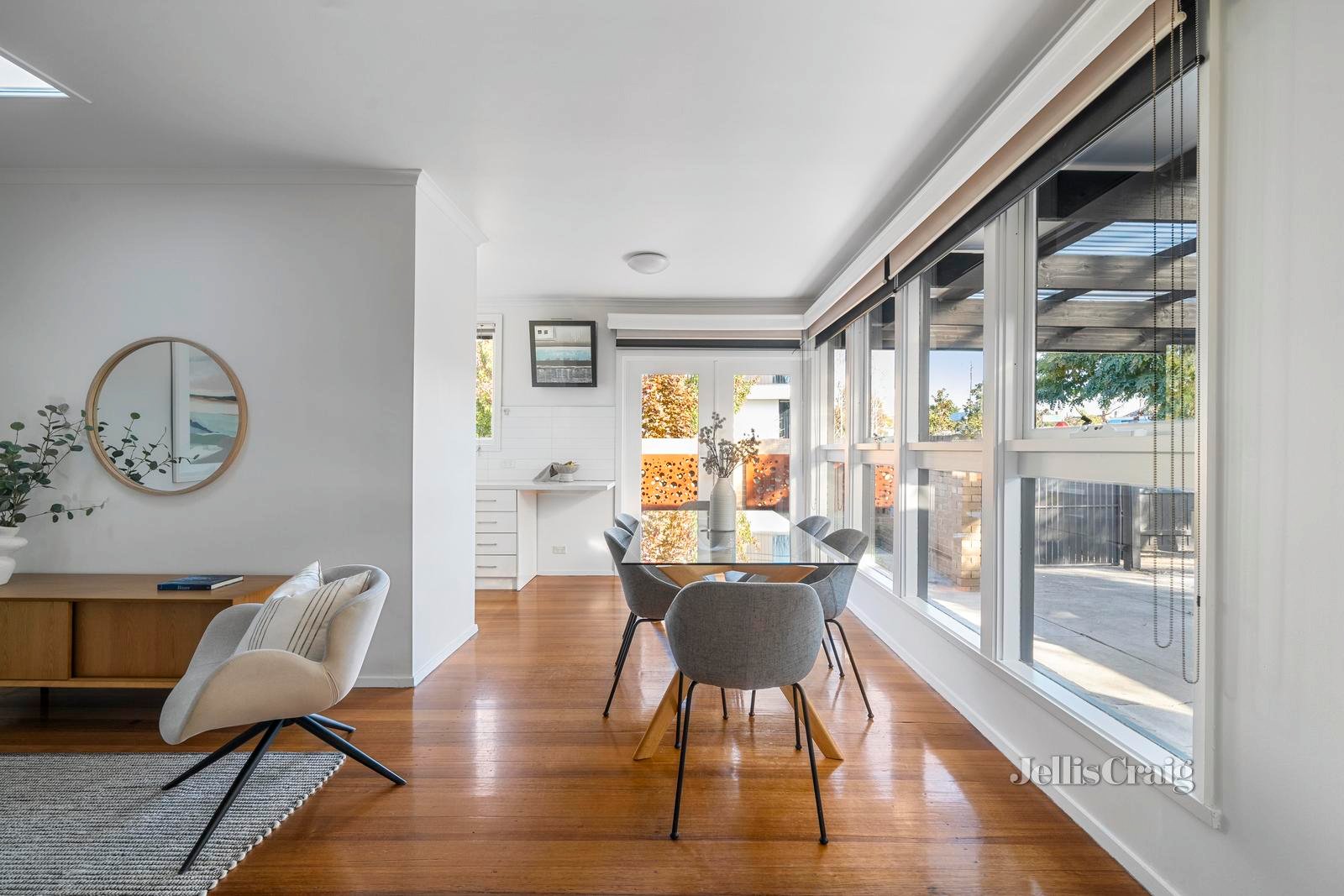 1/68 Thomas Street, Brighton East image 2