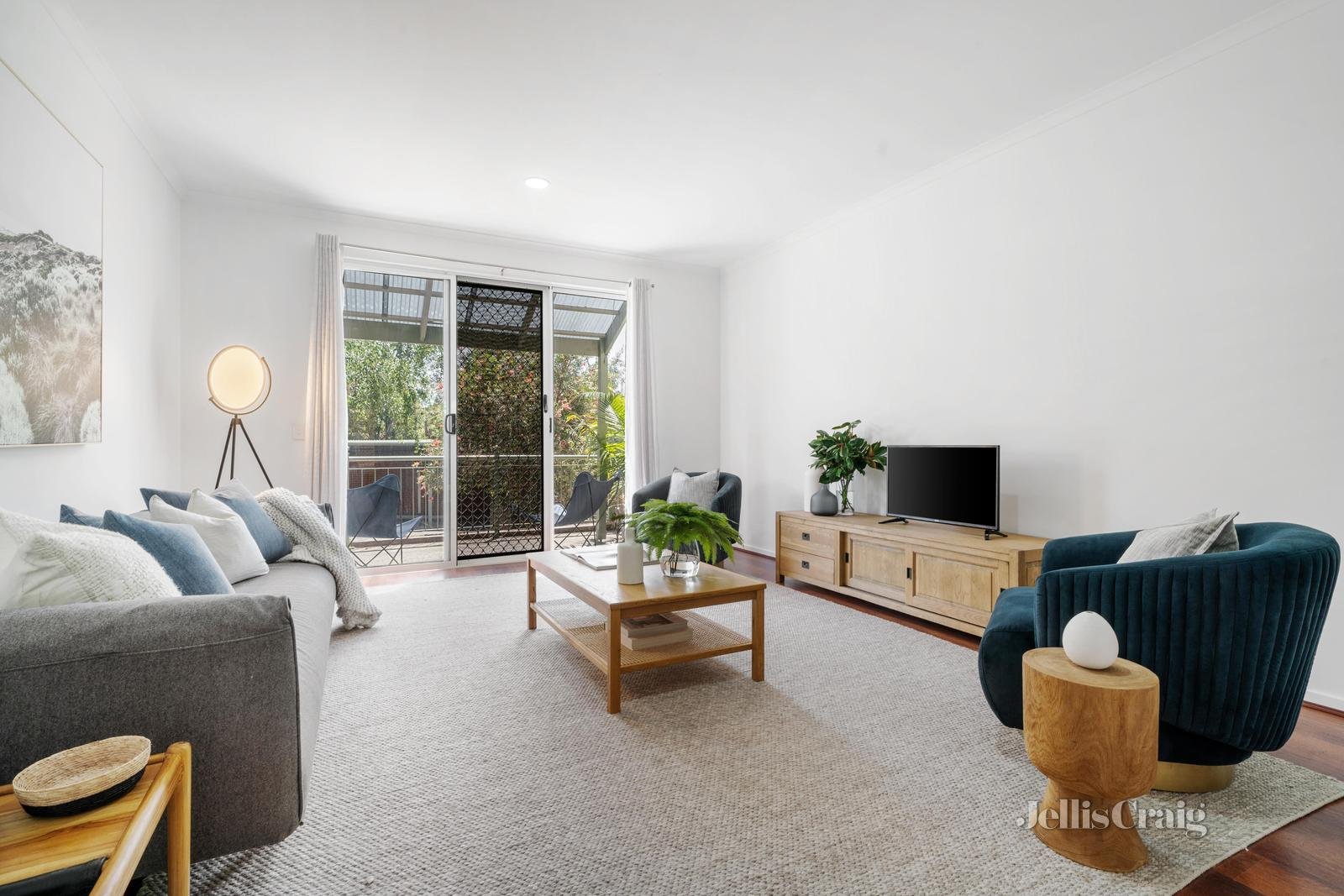 168 Wiltshire Drive, Kew image 2