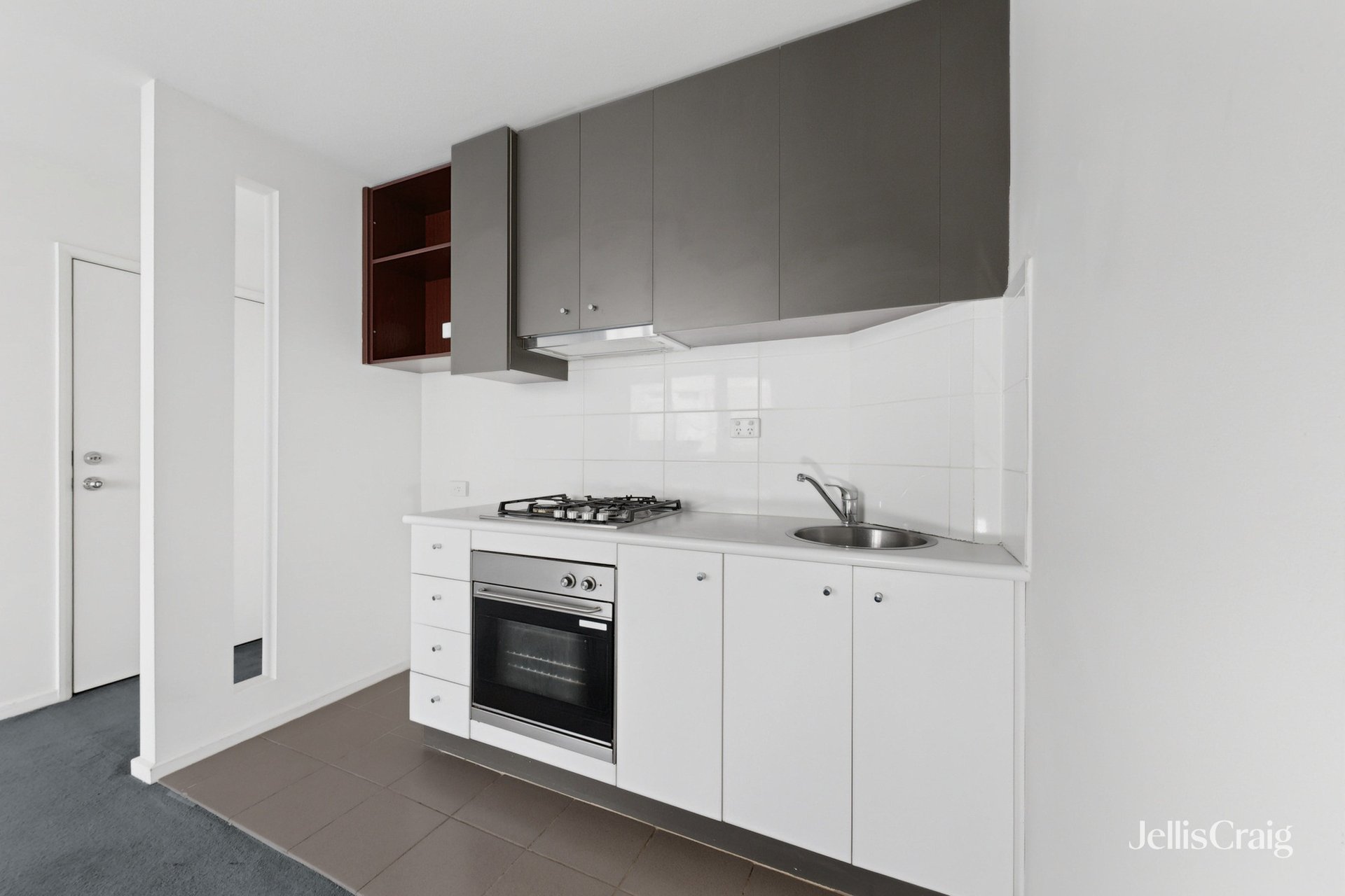16/89 Denham Street, Hawthorn image 3