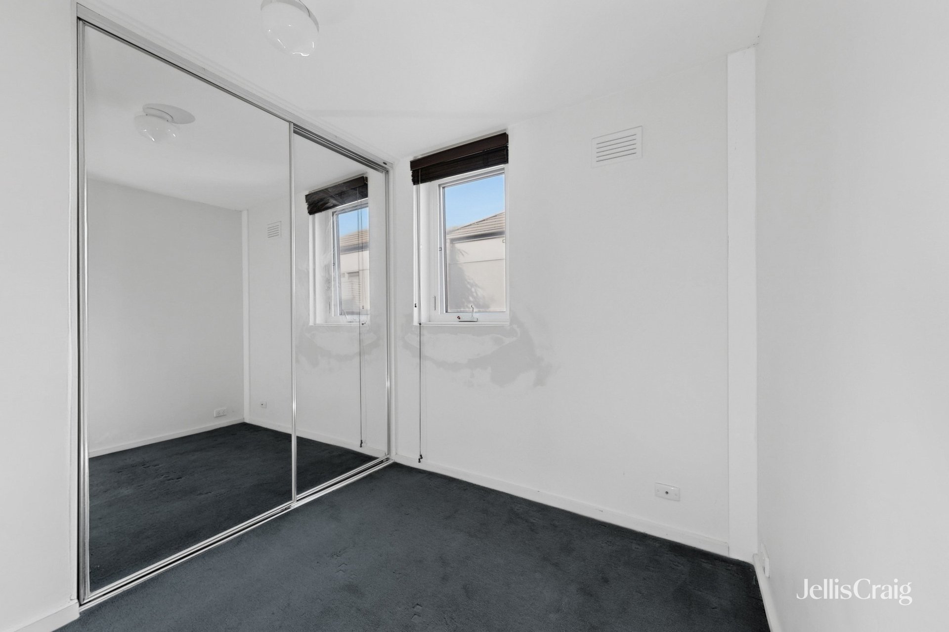 16/89 Denham Street, Hawthorn image 7