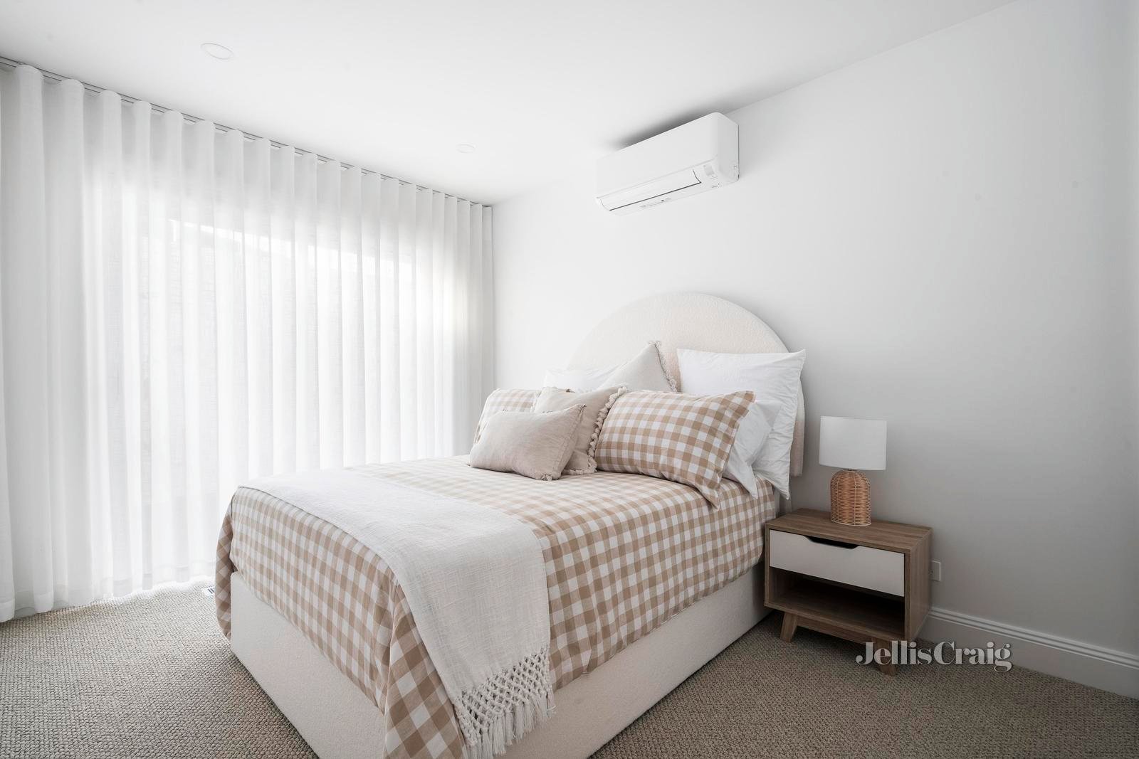 169 Bay Road, Sandringham image 10