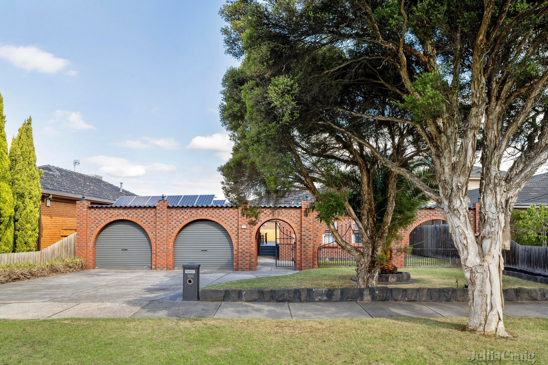 169 Glasgow Avenue, Reservoir image 12