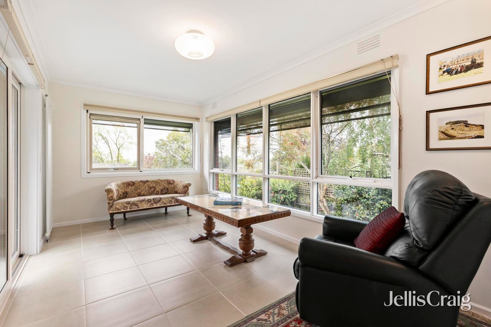 169 High Street, Doncaster image 5