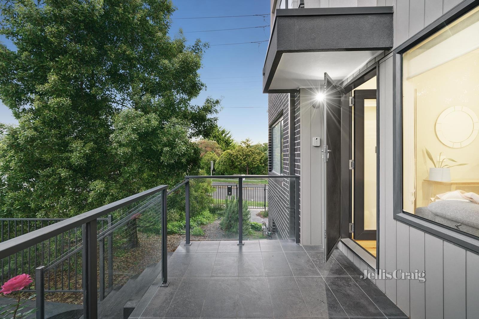 1/69 Manchester Road, Mooroolbark image 12