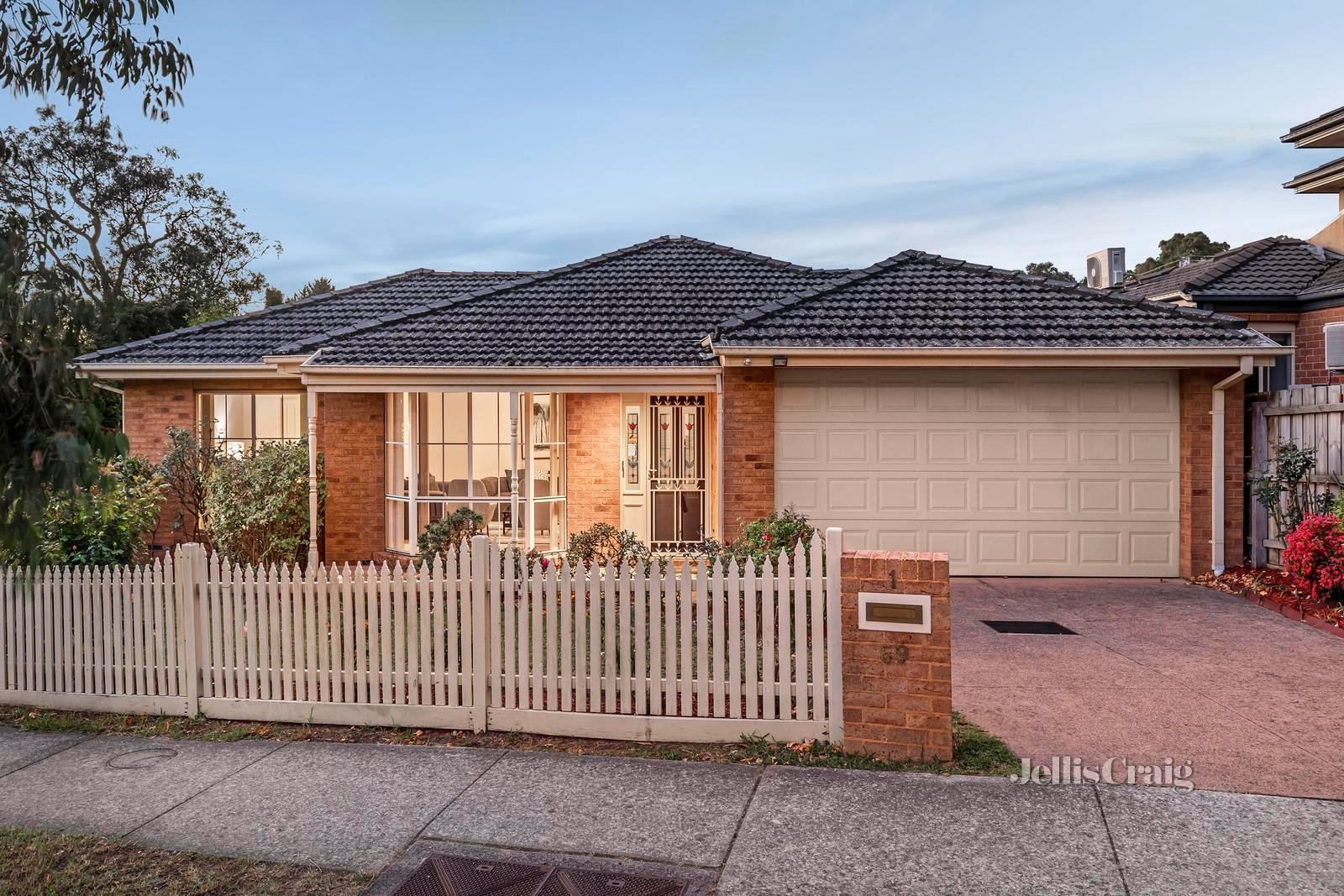1/69 Mount Dandenong Road, Croydon image 1