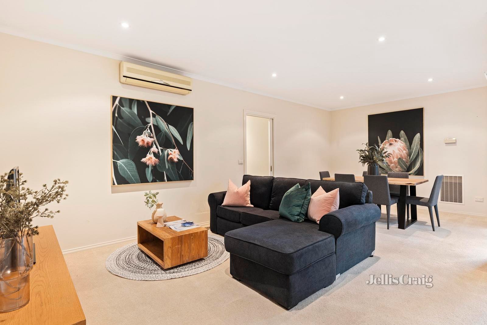 1/69 Mount Dandenong Road, Croydon image 3