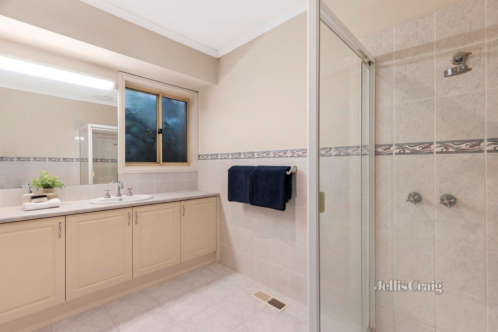 1/69 Mount Dandenong Road, Croydon image 9