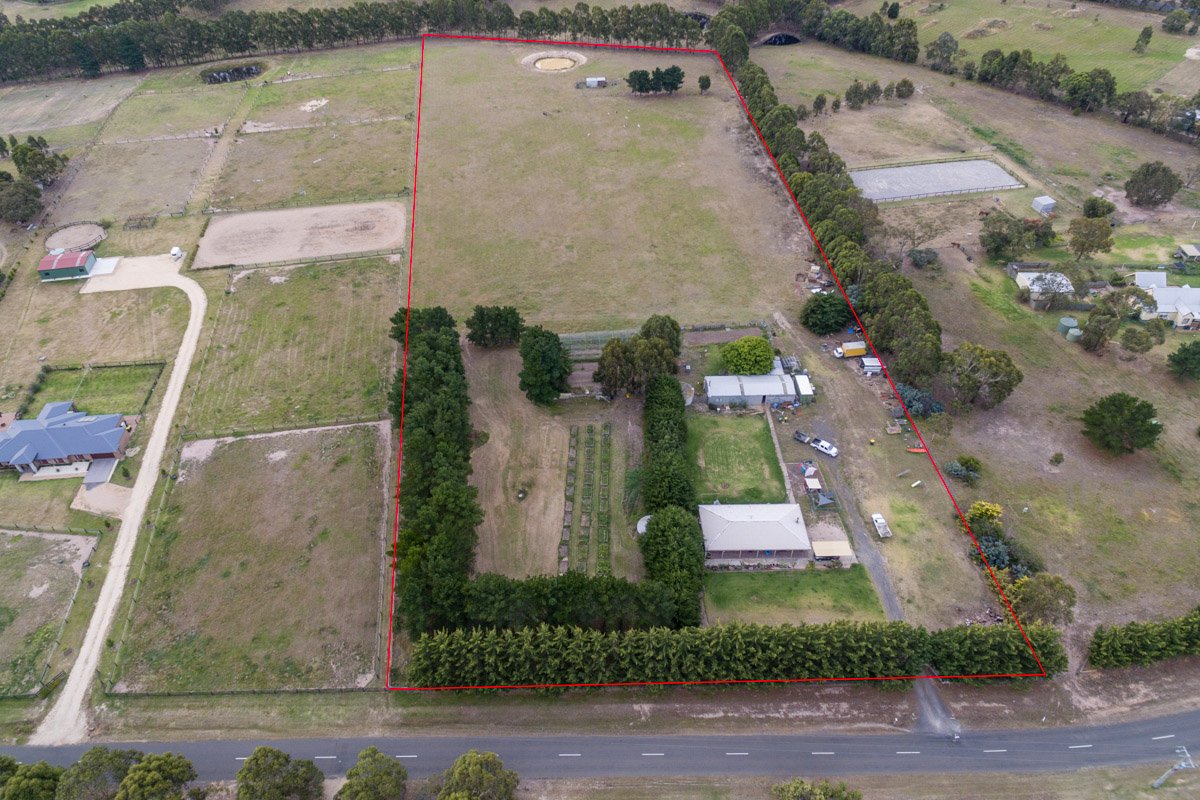 169 Newton Drive Stratford - Image 1