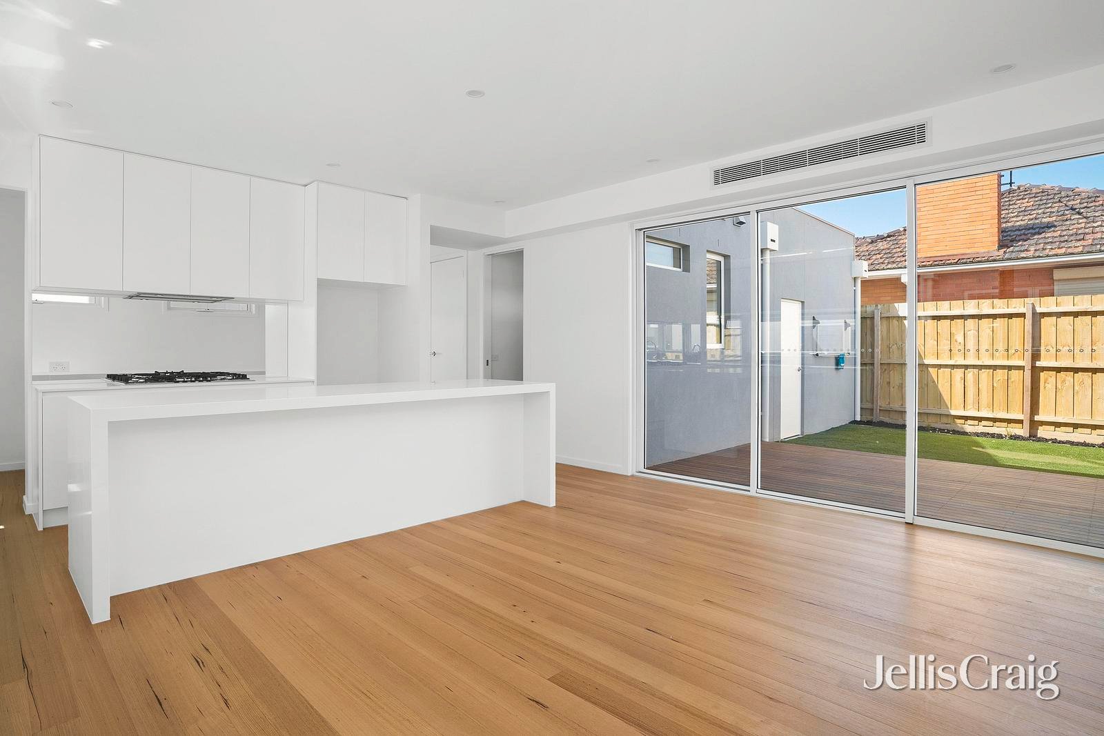 1/69 Park Crescent, Williamstown North image 4