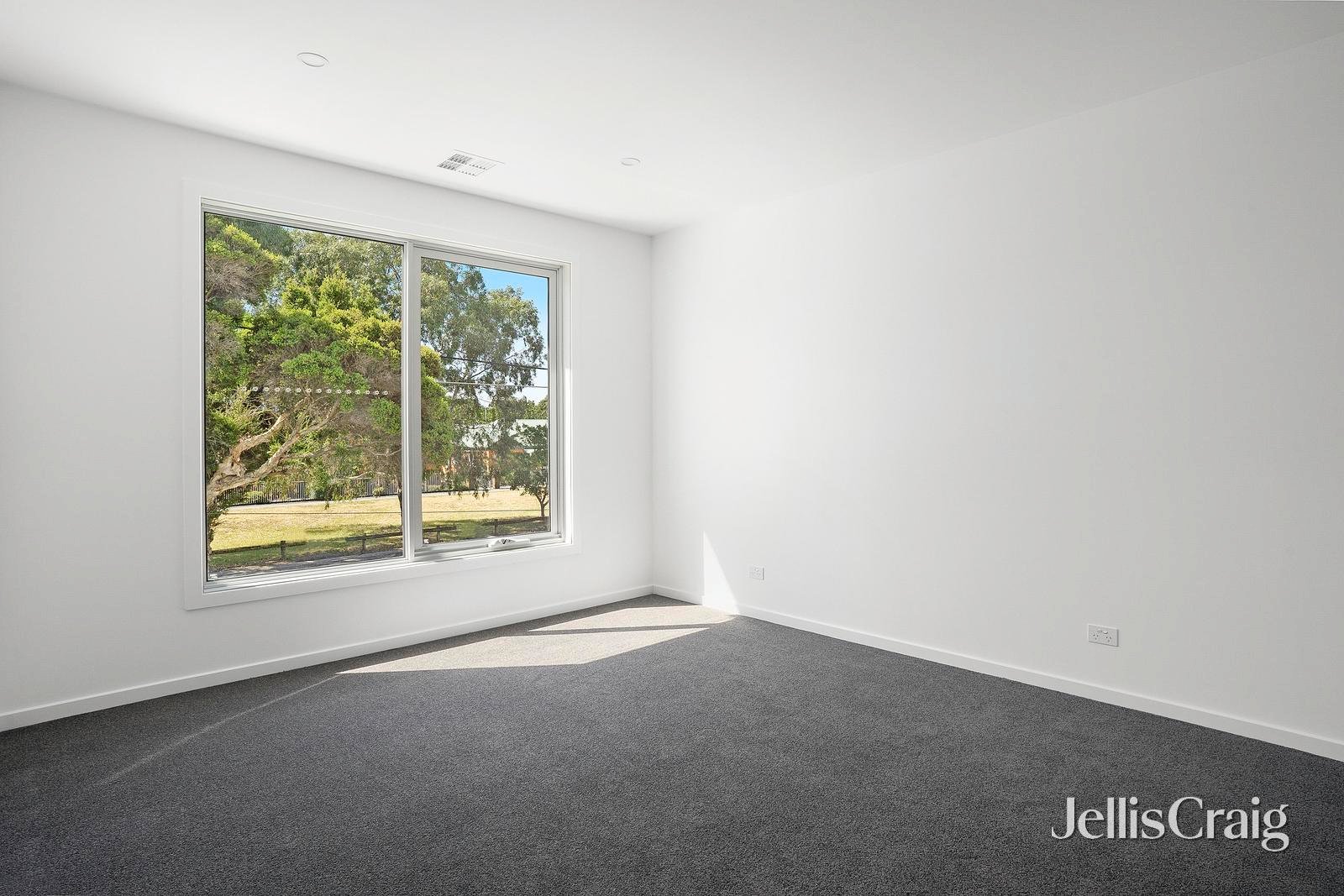 1/69 Park Crescent, Williamstown North image 11