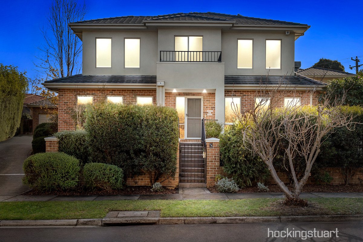 1/69 Russell Crescent, Doncaster East image 2
