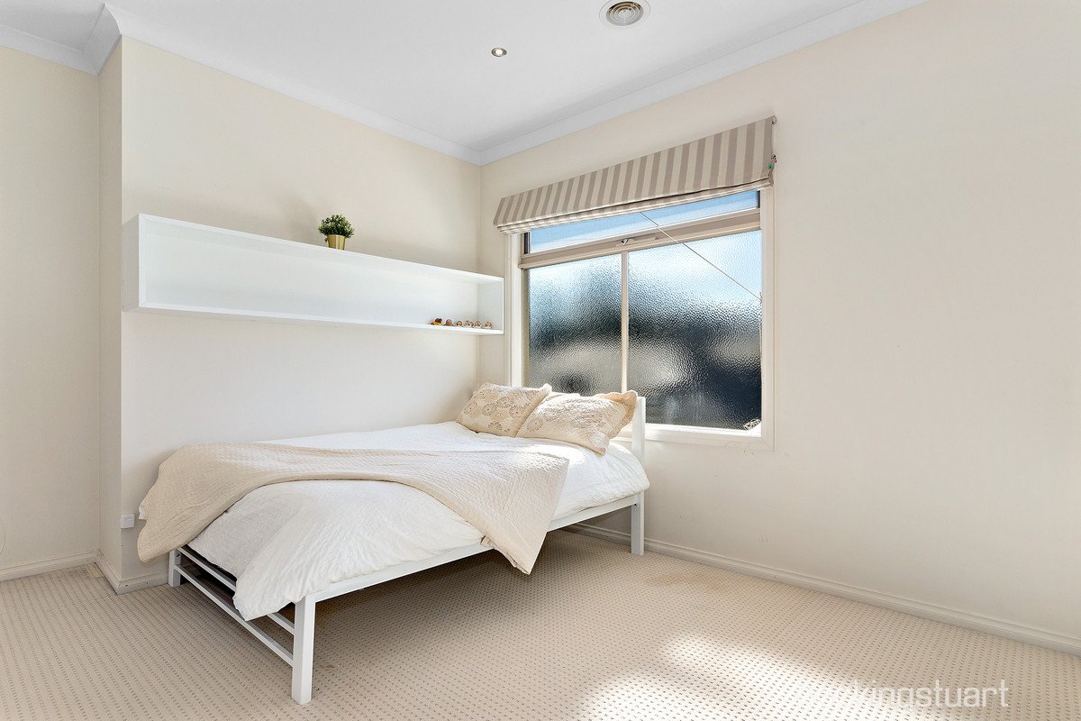 1/69 Russell Crescent, Doncaster East image 9