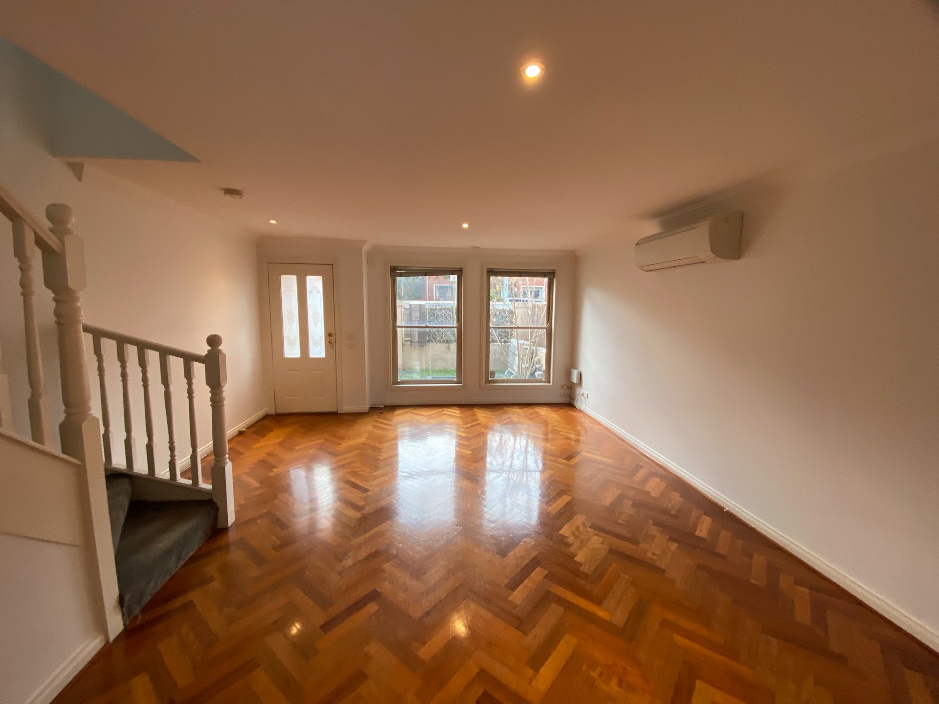 1/692 Burwood Road, Hawthorn&nbsp;East image 5