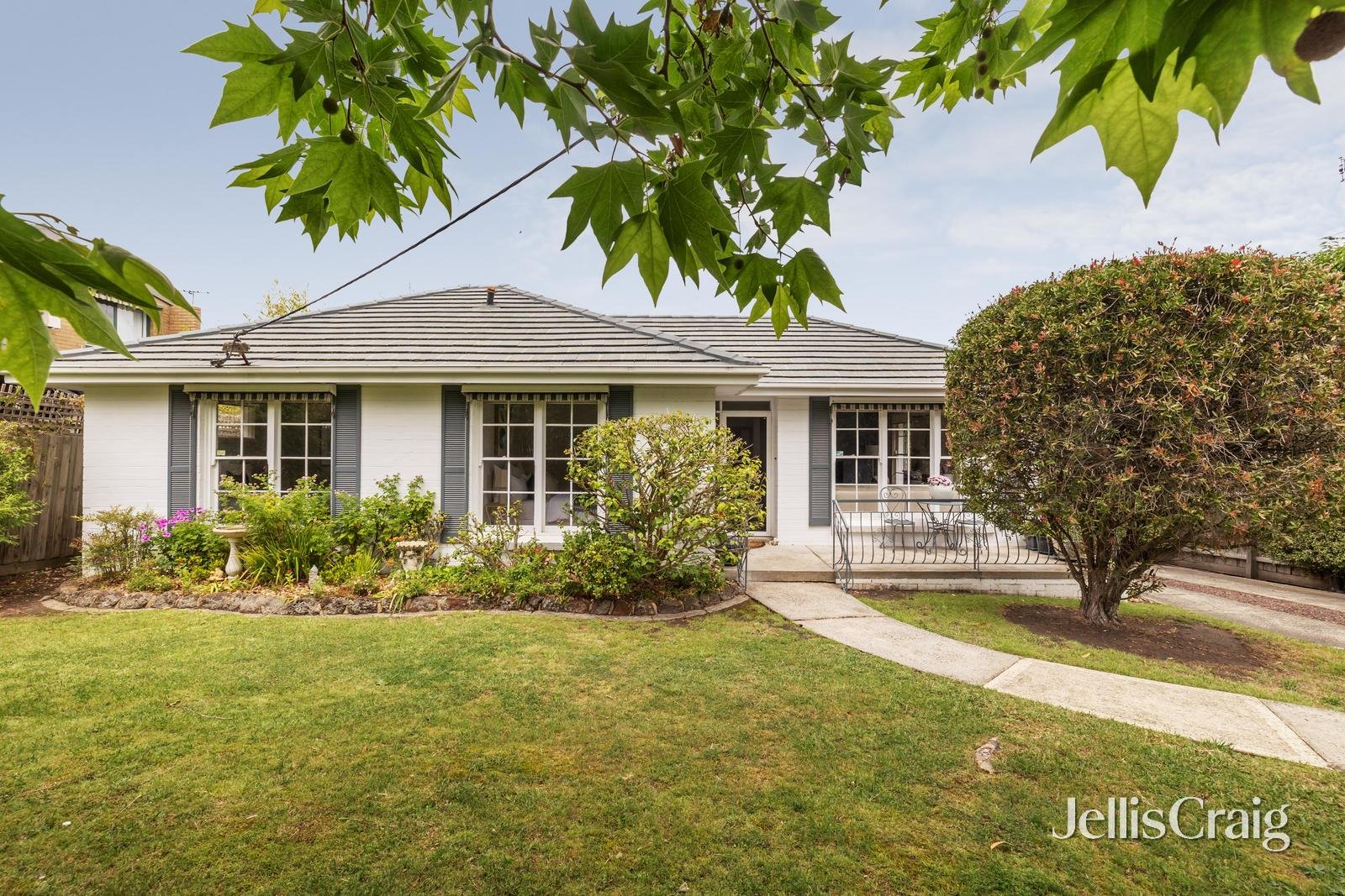 1/698 Riversdale Road, Camberwell image 1