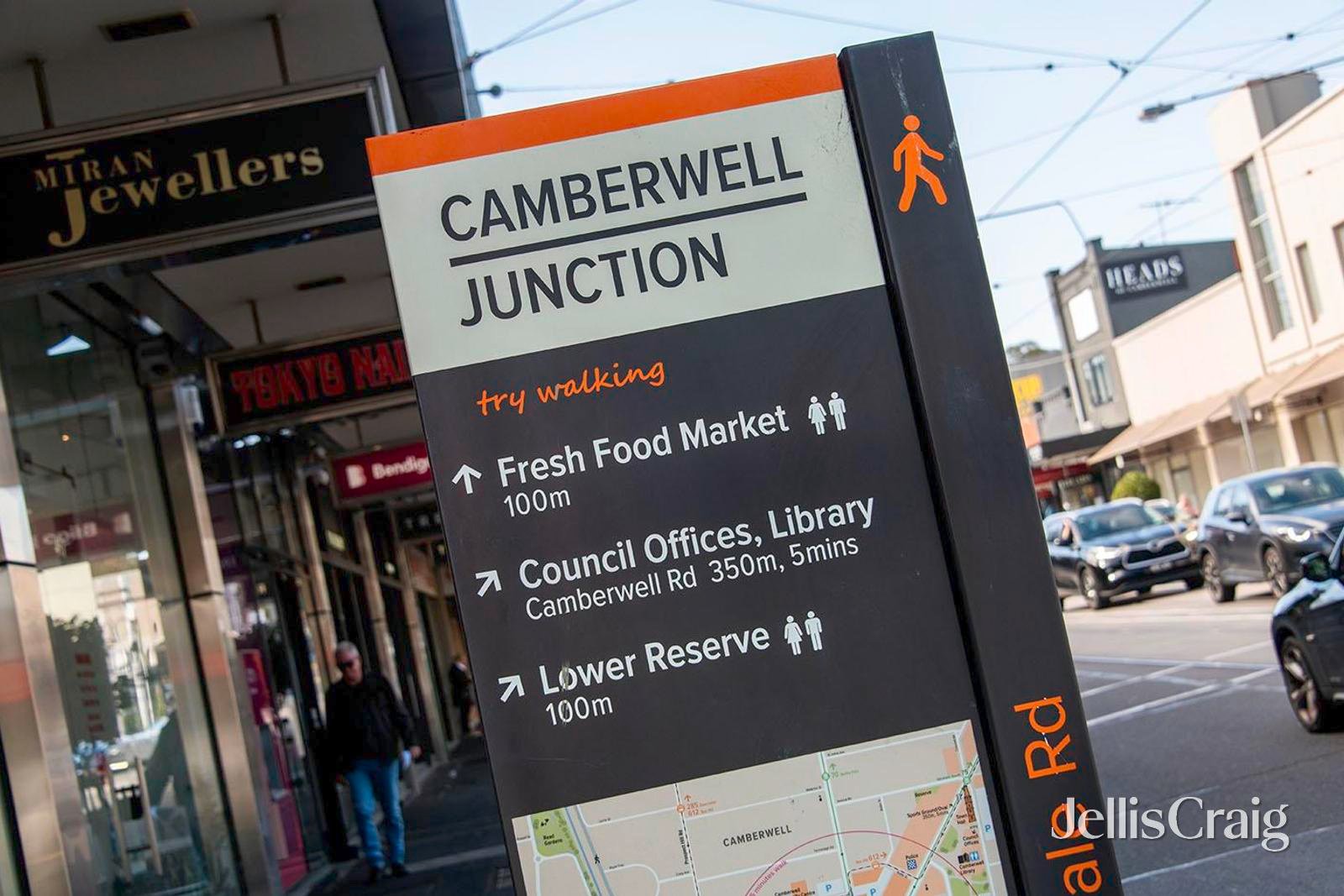 1/698 Riversdale Road, Camberwell image 10