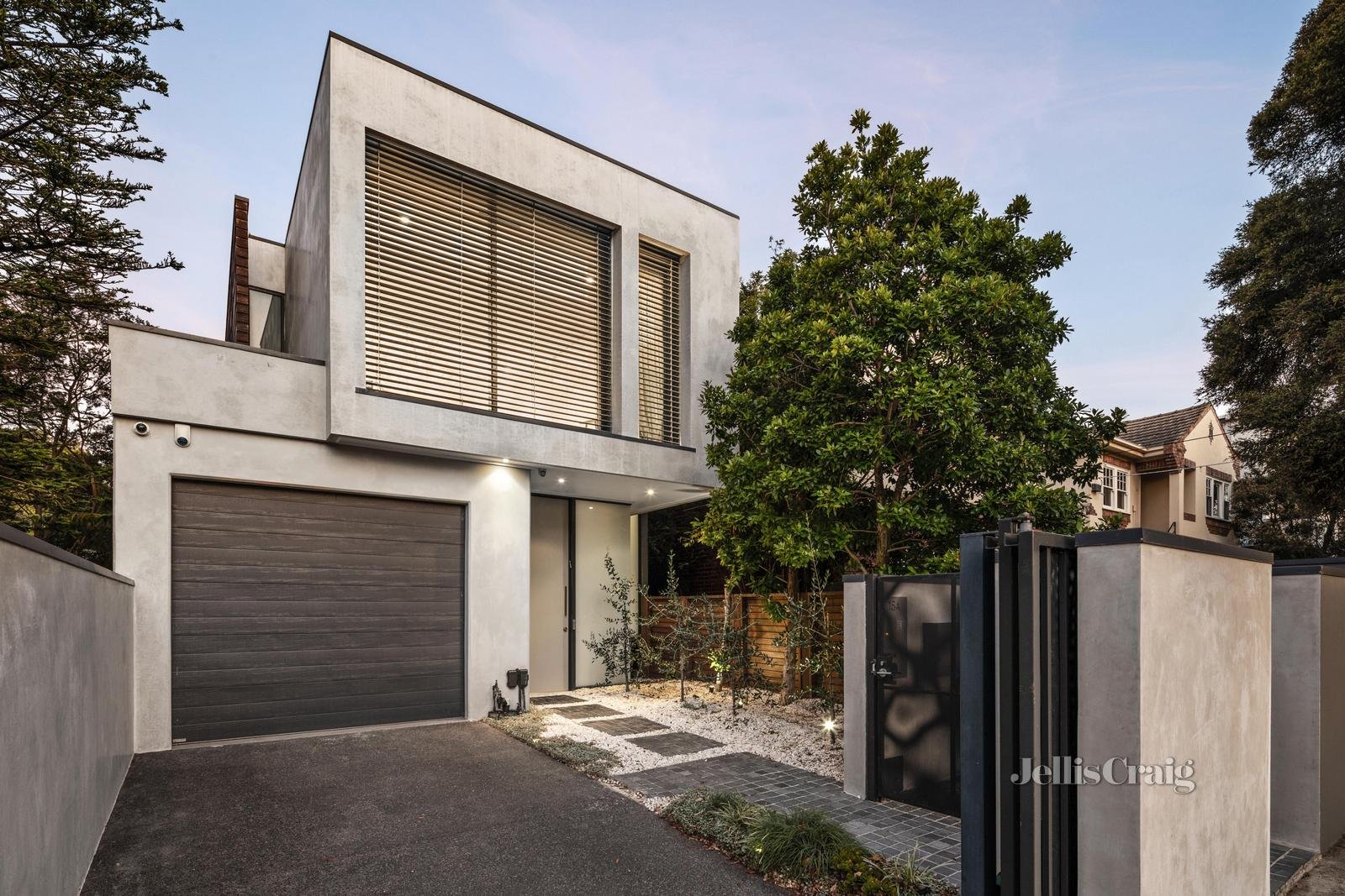 16A Chomley Street, Prahran image 1