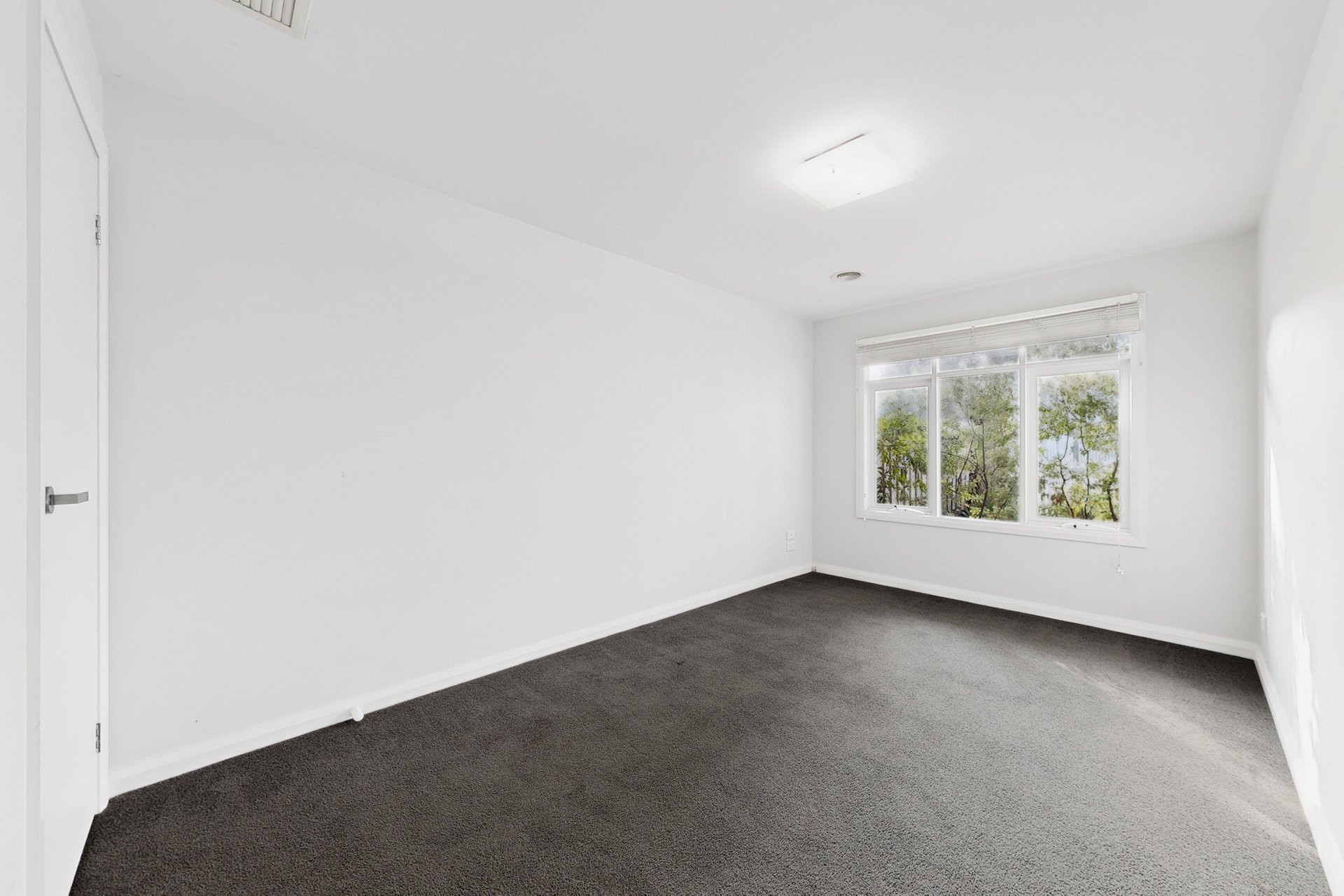 16A Edmanson Avenue, Brighton image 5
