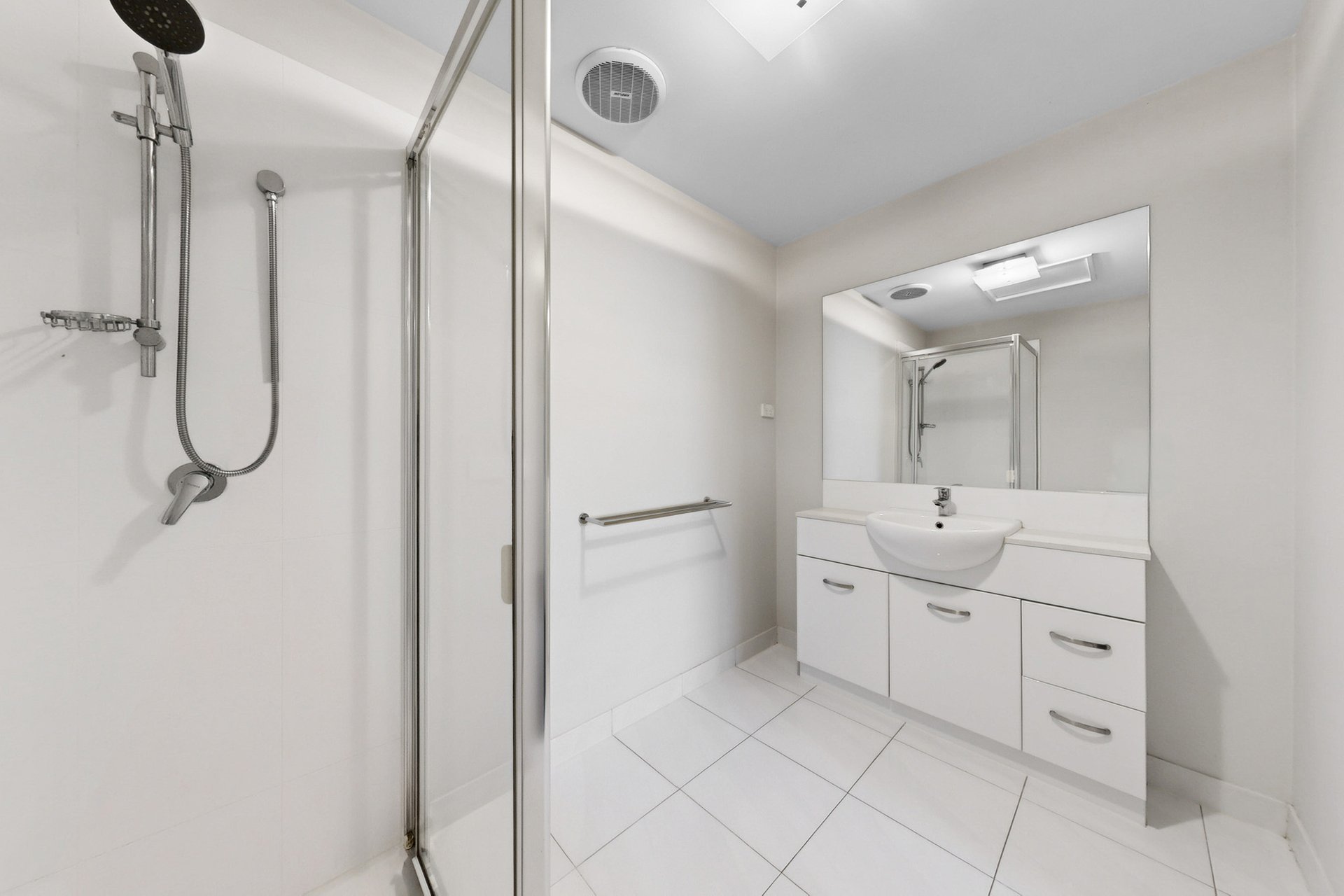 16A Edmanson Avenue, Brighton image 11