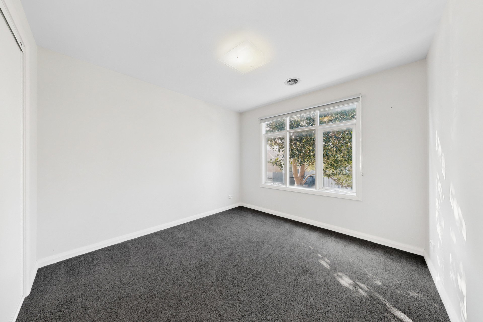 16A Edmanson Avenue, Brighton image 8
