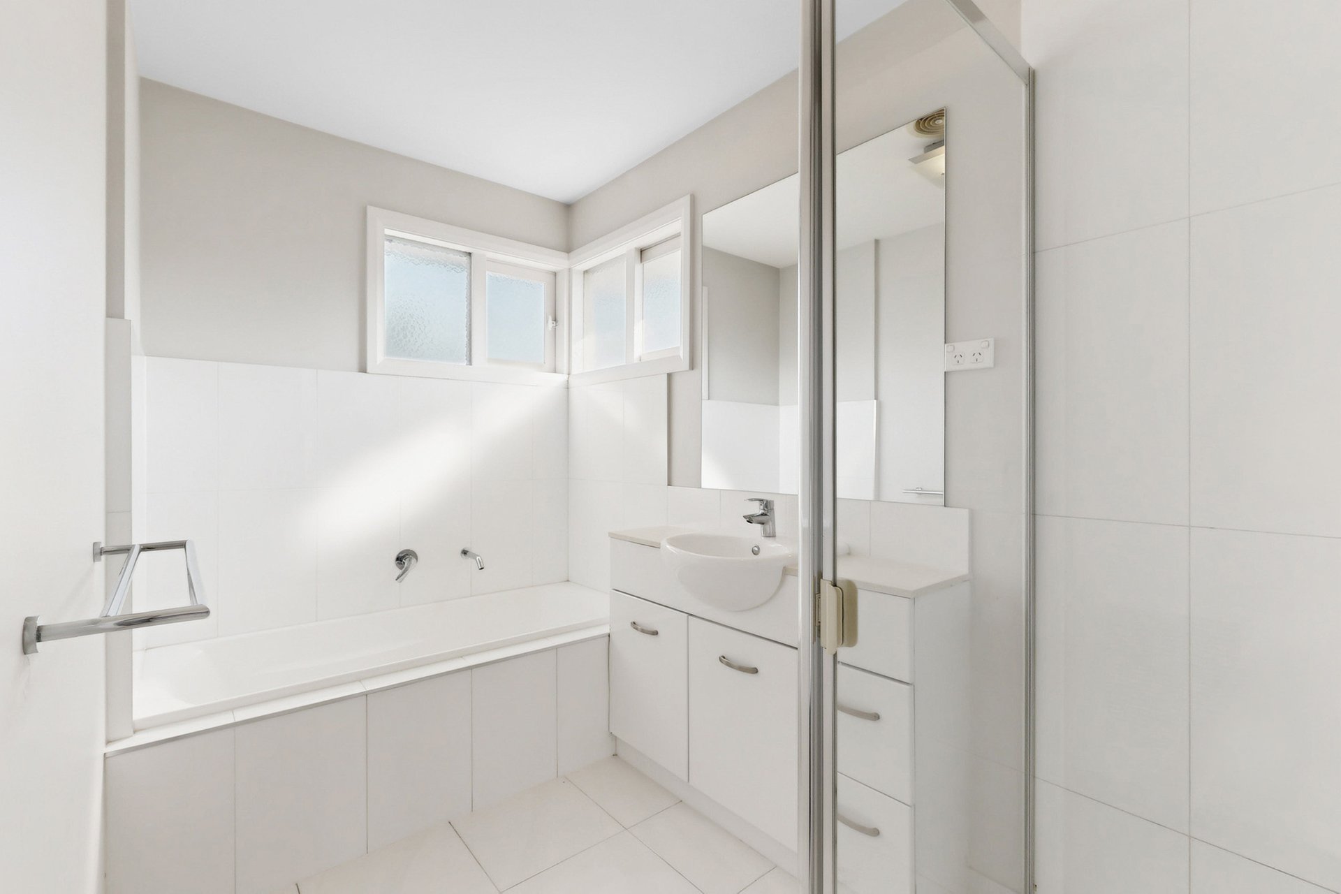 16A Edmanson Avenue, Brighton image 12