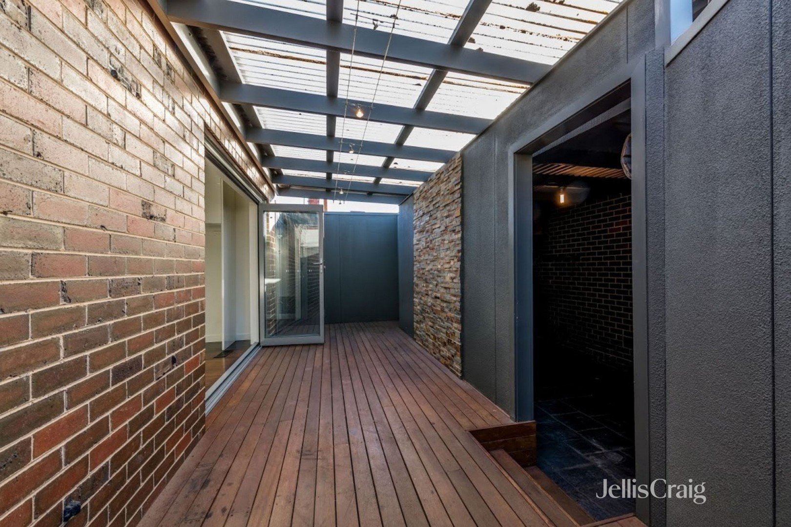 16A Fraser Street, Brunswick image 10