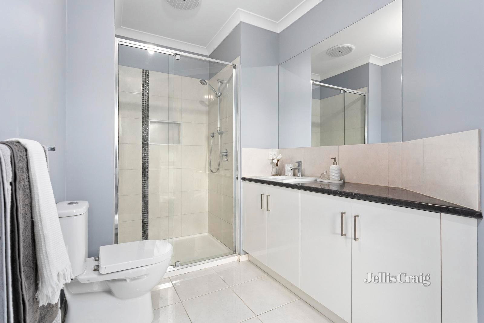 16A Lade Avenue, Kilsyth image 8