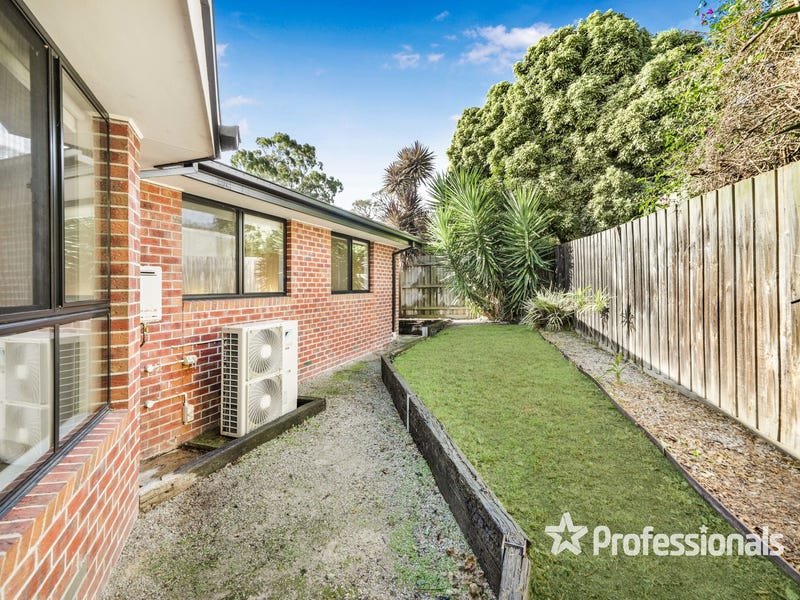 16A Lockhart Court, Kilsyth image 14