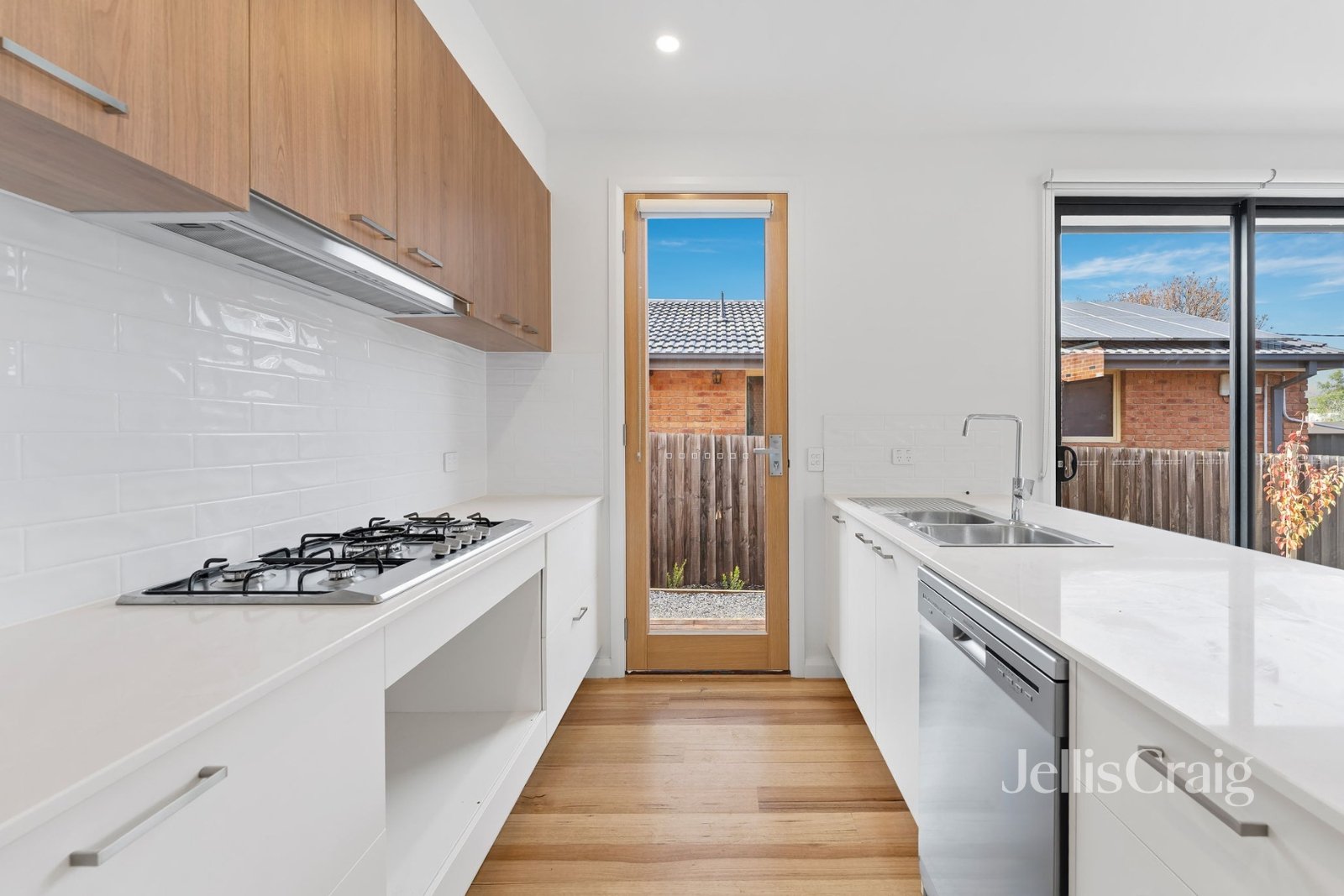 16A Lynette Court, Watsonia image 2