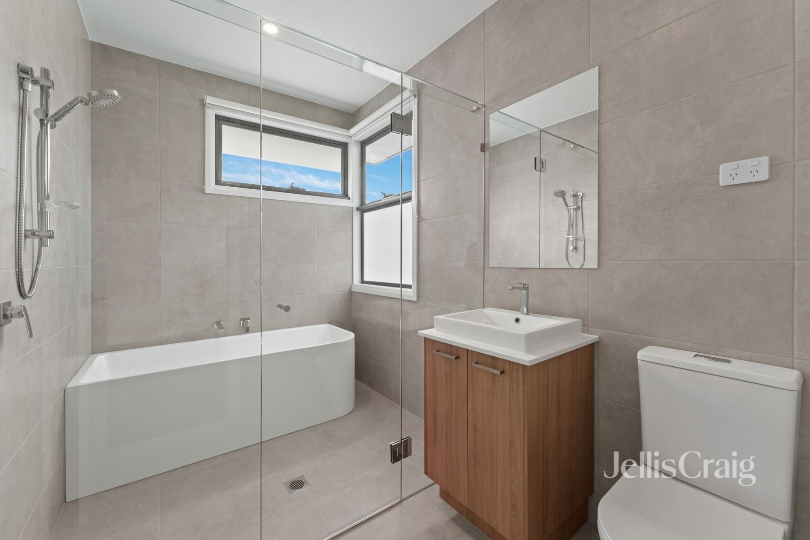 16A Lynette Court, Watsonia image 7