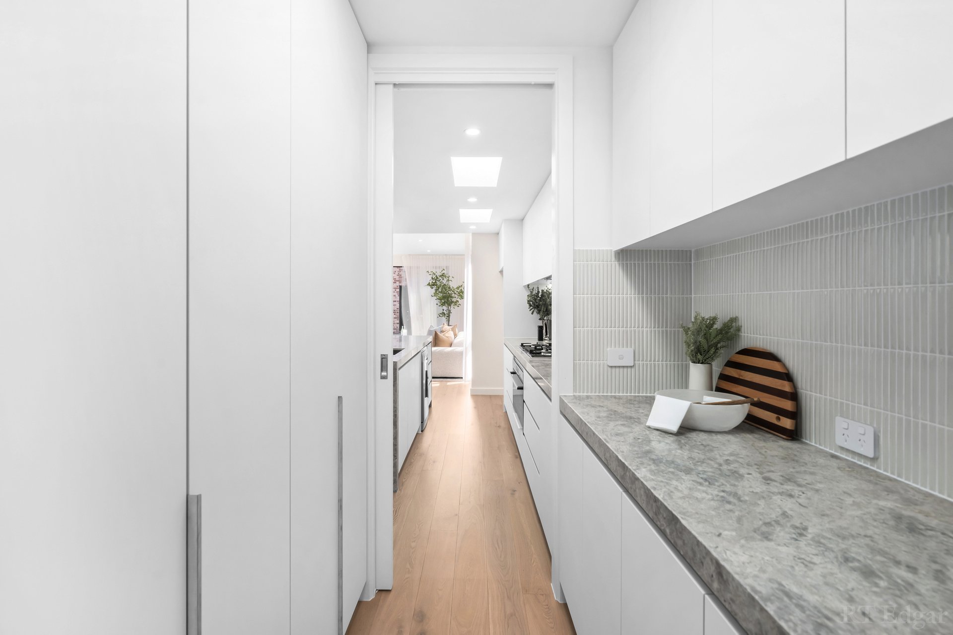 Property Gallery Thumbnail 7