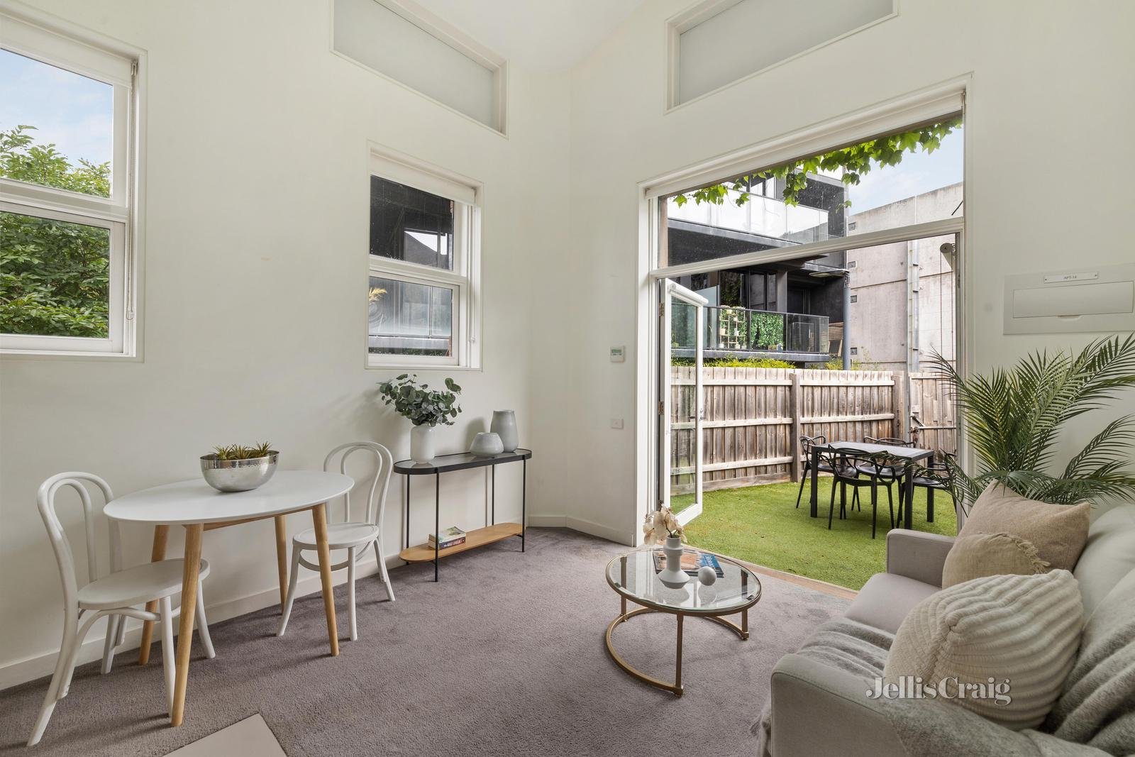 16A Stables Lane, South Yarra image 2